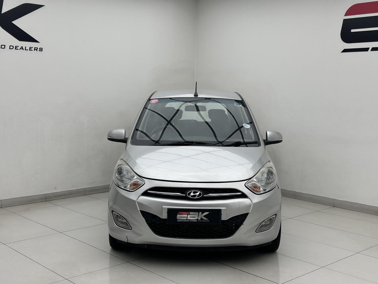 Hyundai i10 1.25 Fluid Auto EBK Main Street