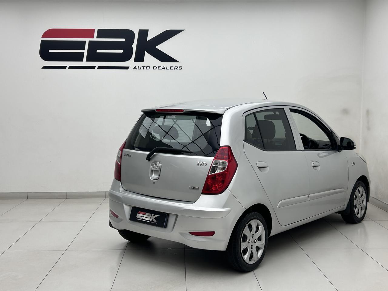 Hyundai i10 1.25 Fluid Auto EBK Main Street