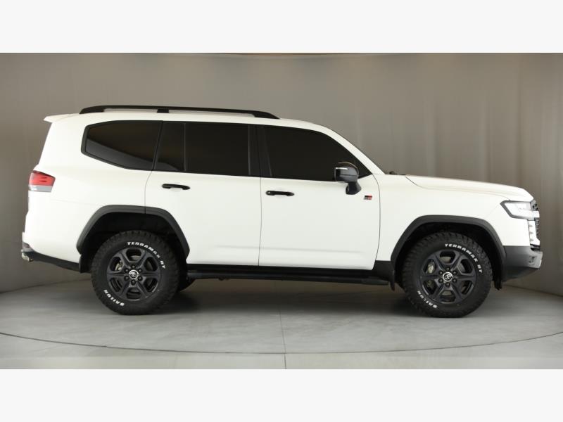 Toyota Land Cruiser 300 3.3D GR Sport Halfway Lexus Fourways