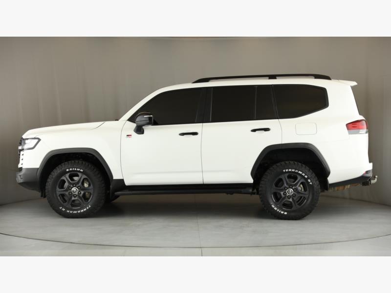 Toyota Land Cruiser 300 3.3D GR Sport Halfway Lexus Fourways