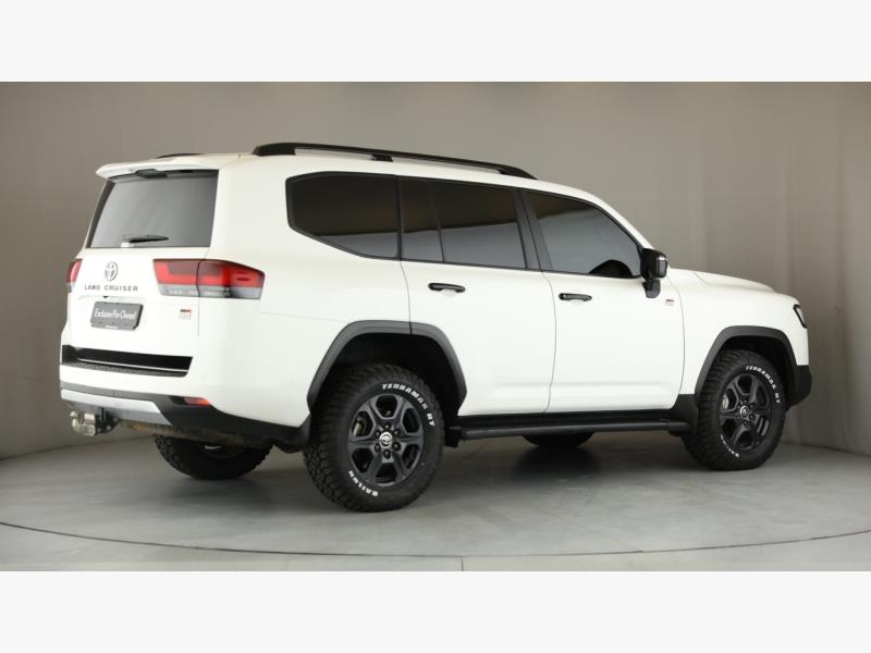 Toyota Land Cruiser 300 3.3D GR Sport Halfway Lexus Fourways