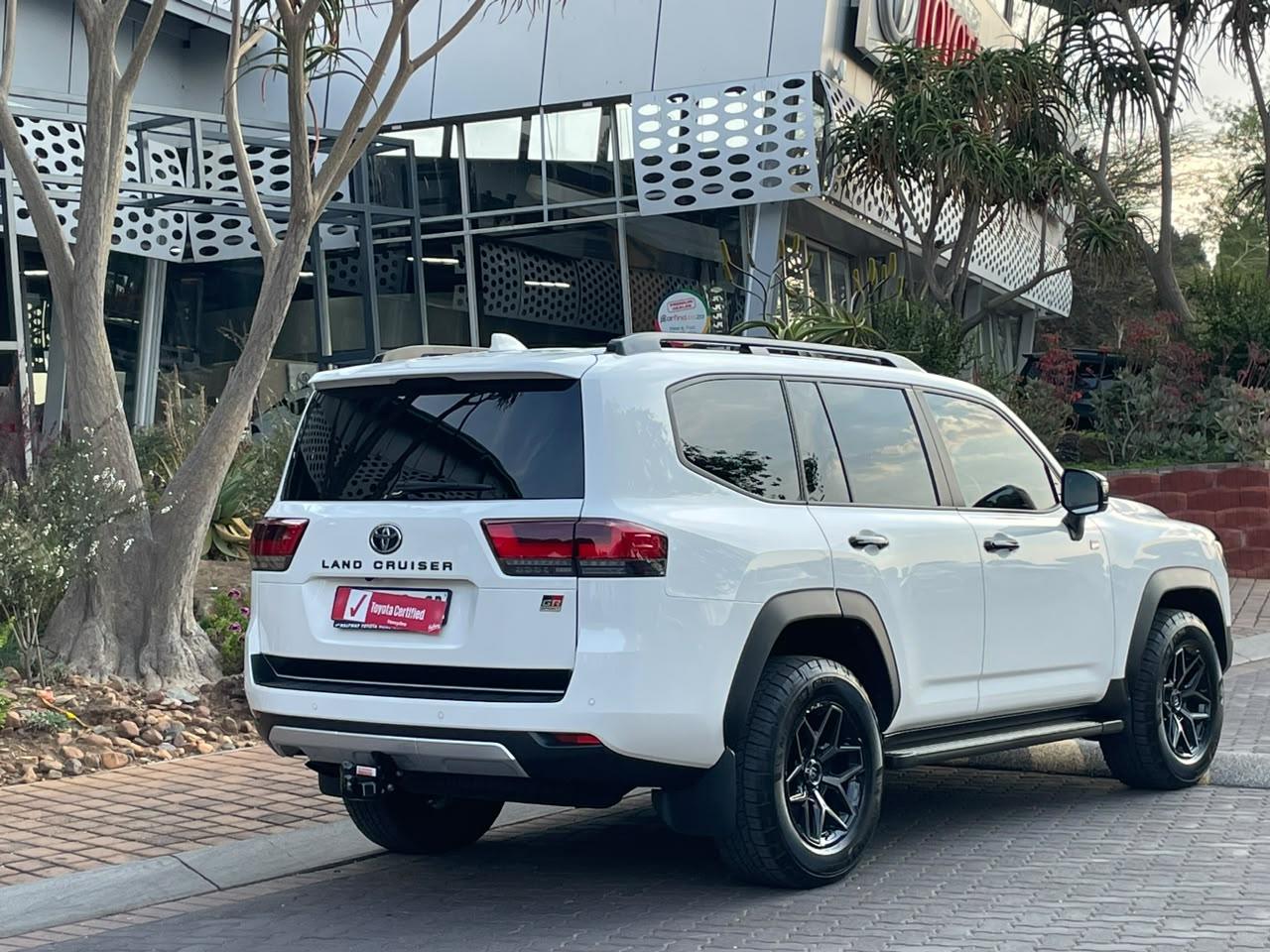 Toyota Land Cruiser 300 3.5T GR-Sport Halfway Toyota Honeydew