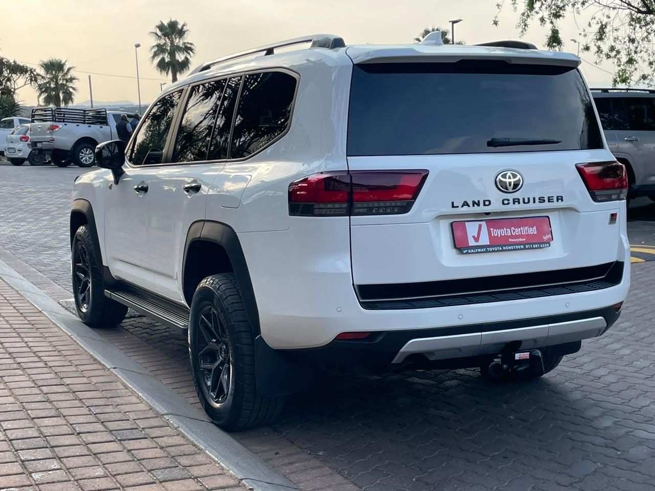 Toyota Land Cruiser 300 3.5T GR-Sport Halfway Toyota Honeydew
