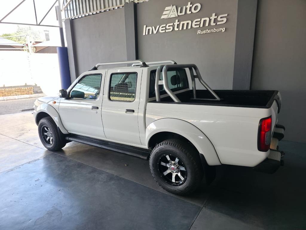 Nissan NP300 Hardbody 2.4 Double Cab 4x4 Auto Investments Rustenburg