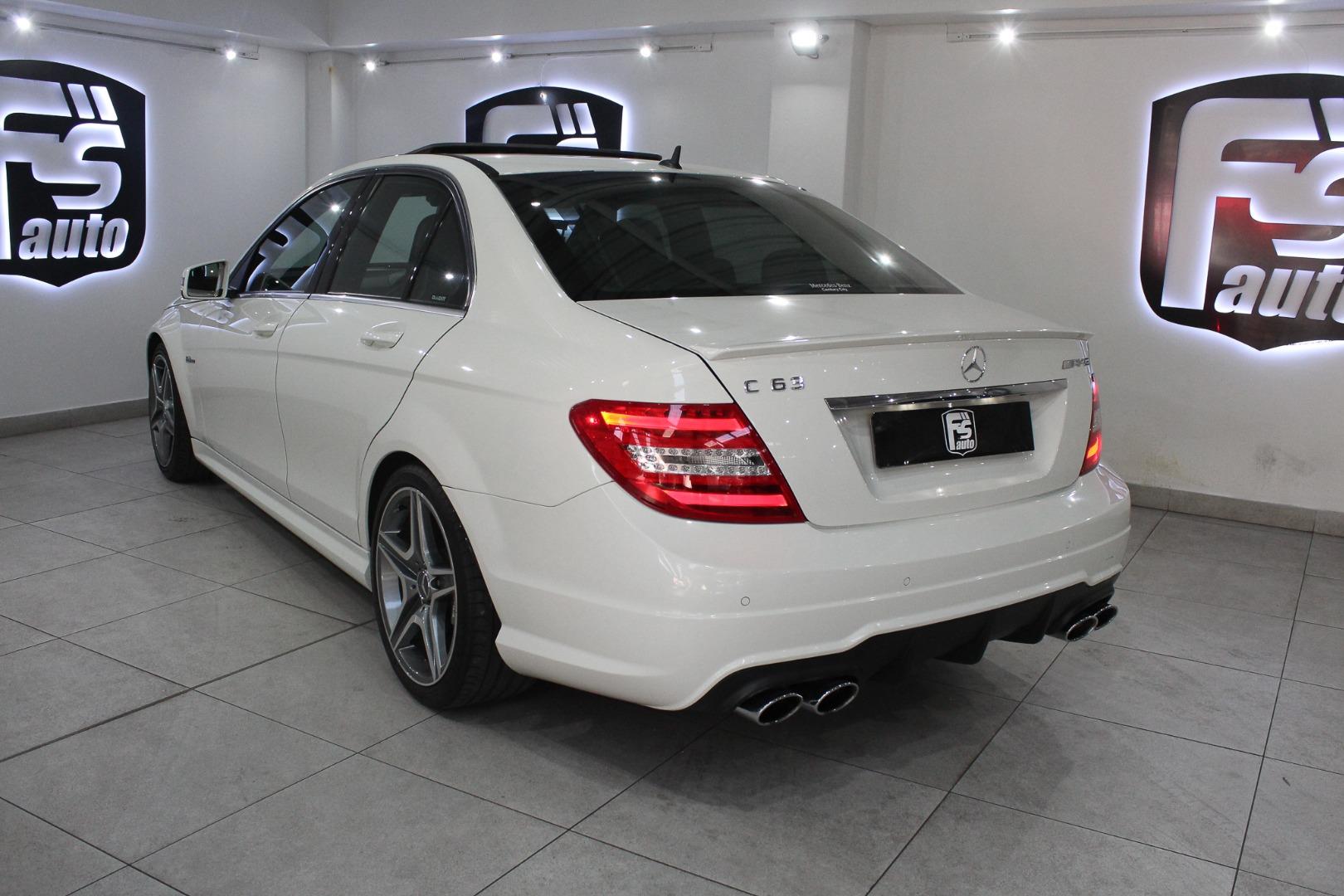 Mercedes-Benz C-Class C63 AMG F and S Auto CC