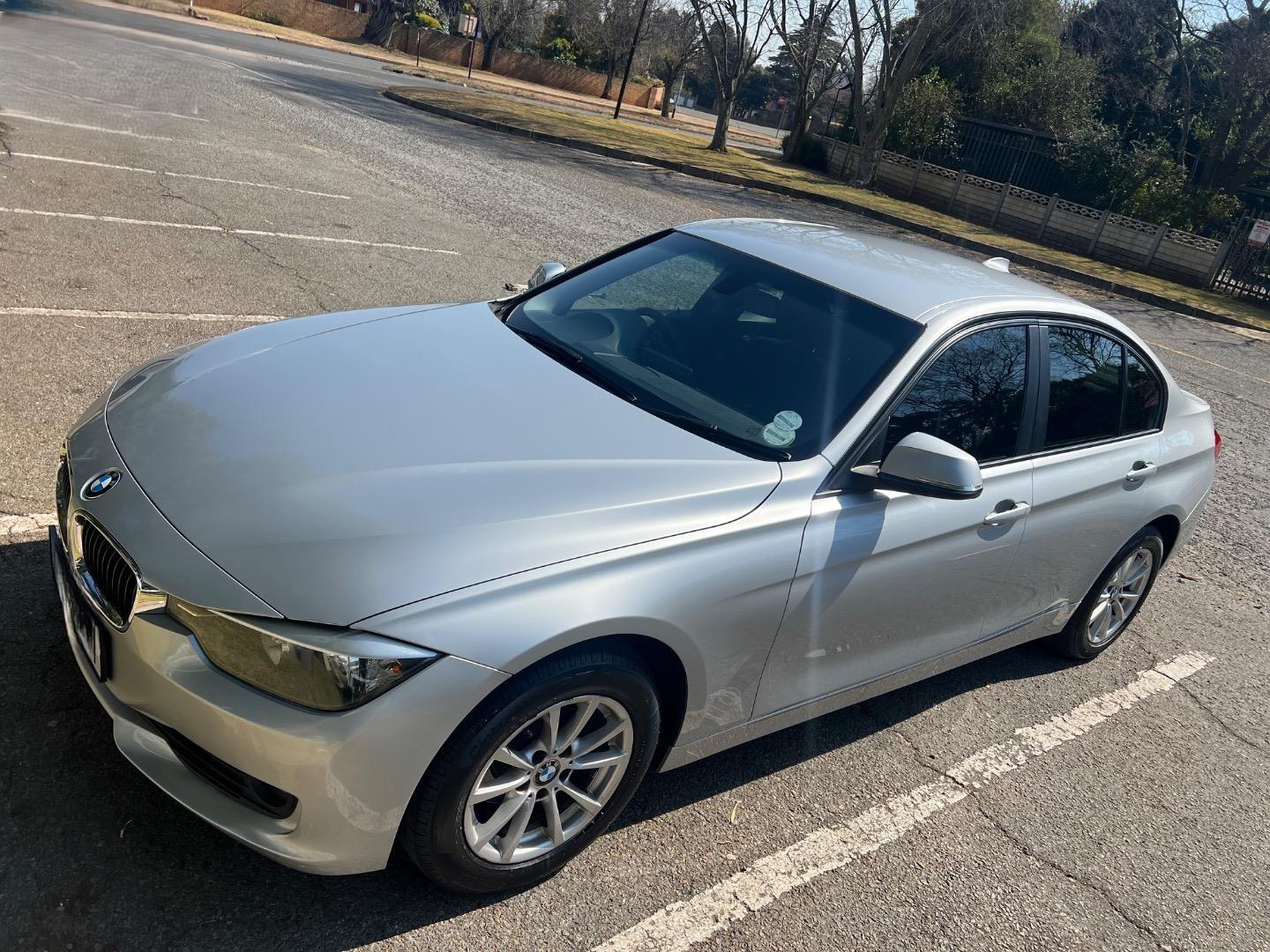 BMW 3 Series 320i auto
