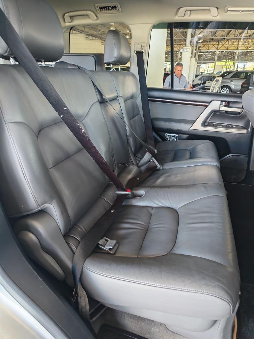 Toyota Land Cruiser 200 4.7 V8 VX AAG Motors