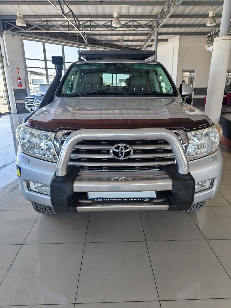 Toyota Land Cruiser 200 4.7 V8 VX AAG Motors