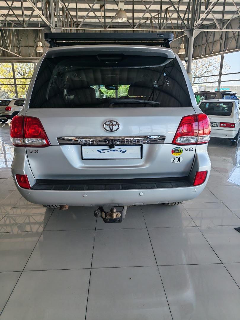 Toyota Land Cruiser 200 4.7 V8 VX AAG Motors