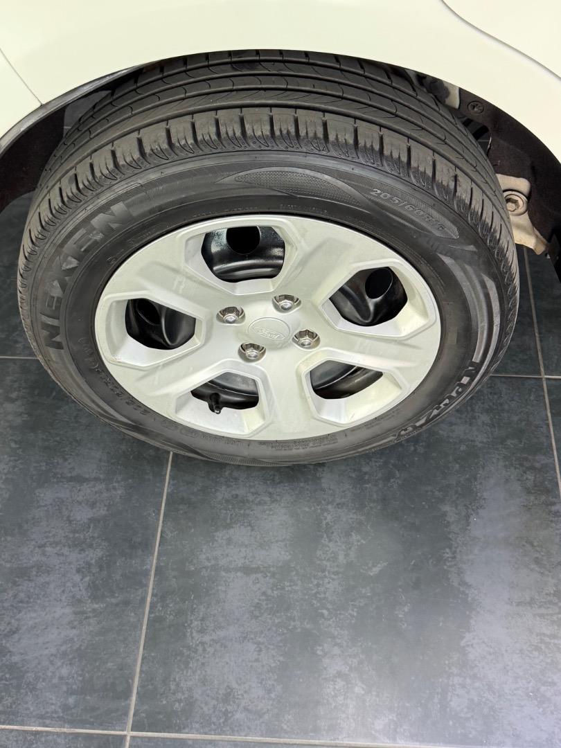 2019 Ford EcoSport thumbnail 9