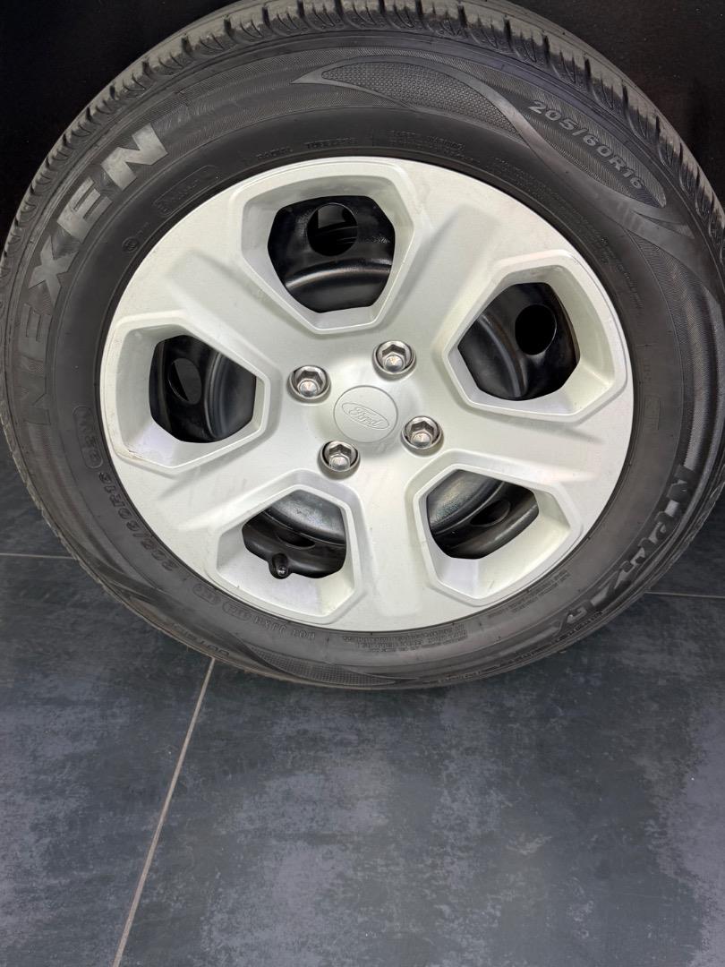 2019 Ford EcoSport thumbnail 10