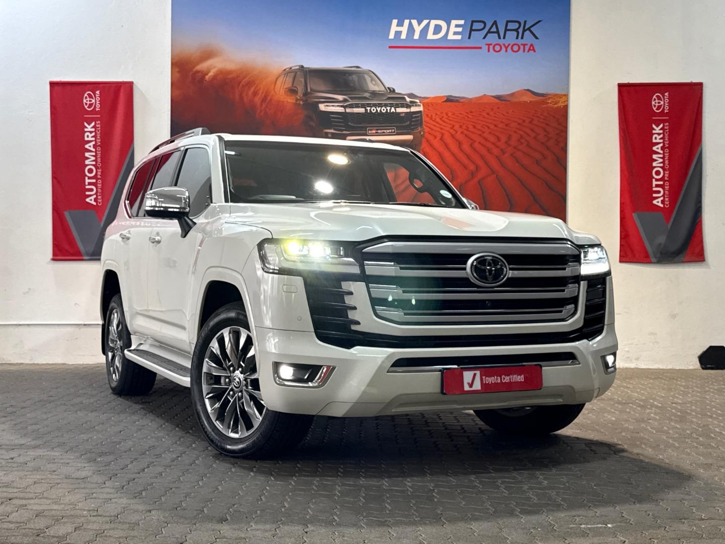 Toyota Land Cruiser 300 3.3D ZX Hyde Park Toyota