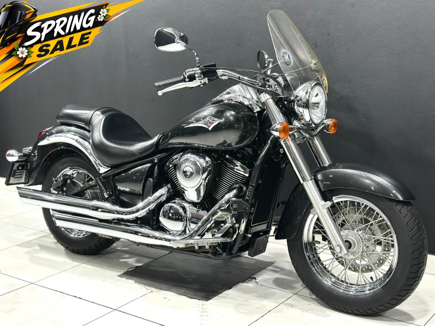 Kawasaki VN 900