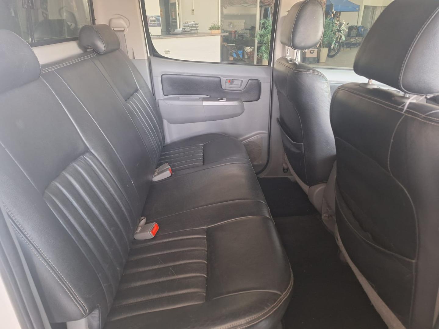 Toyota Hilux 3.0D-4D Double Cab 4x4 Raider Auto Zelco Motors
