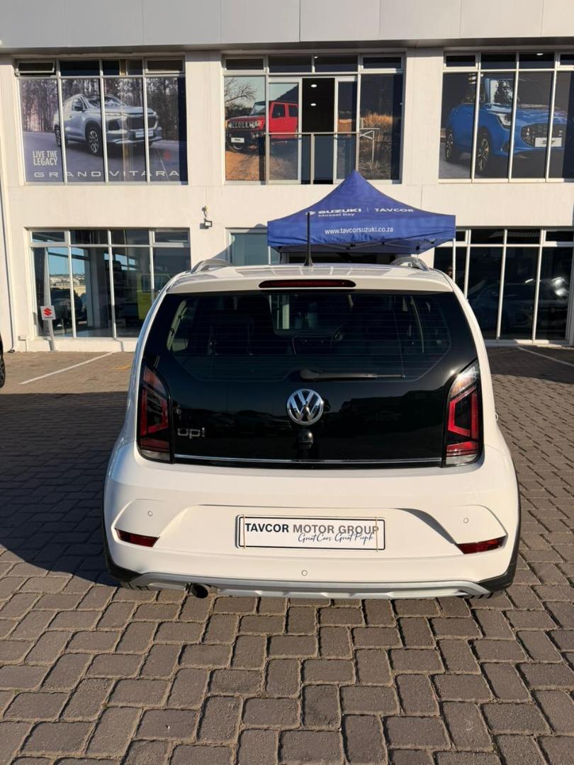 Volkswagen up! Cross up! 5-Door 1.0 Suzuki Mossel Bay