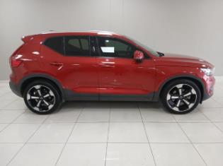 2020 Volvo XC40 D4 AWD Momentum for sale