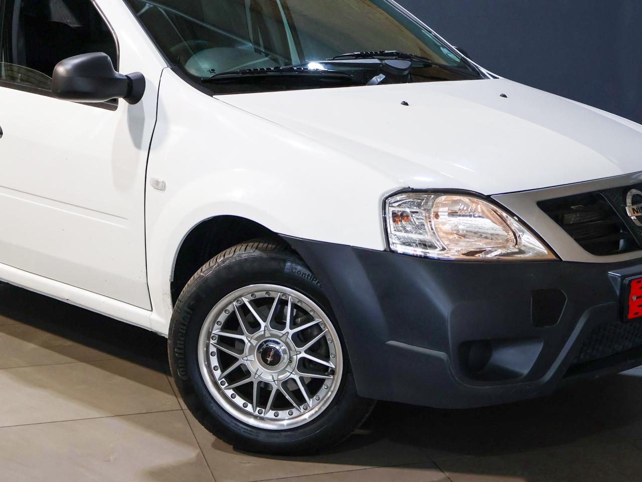 Nissan NP200 1.6i (Aircon) Safety Pack Nissan Springs