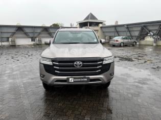 2022 Toyota Land Cruiser 300 3.3D GX-R for sale