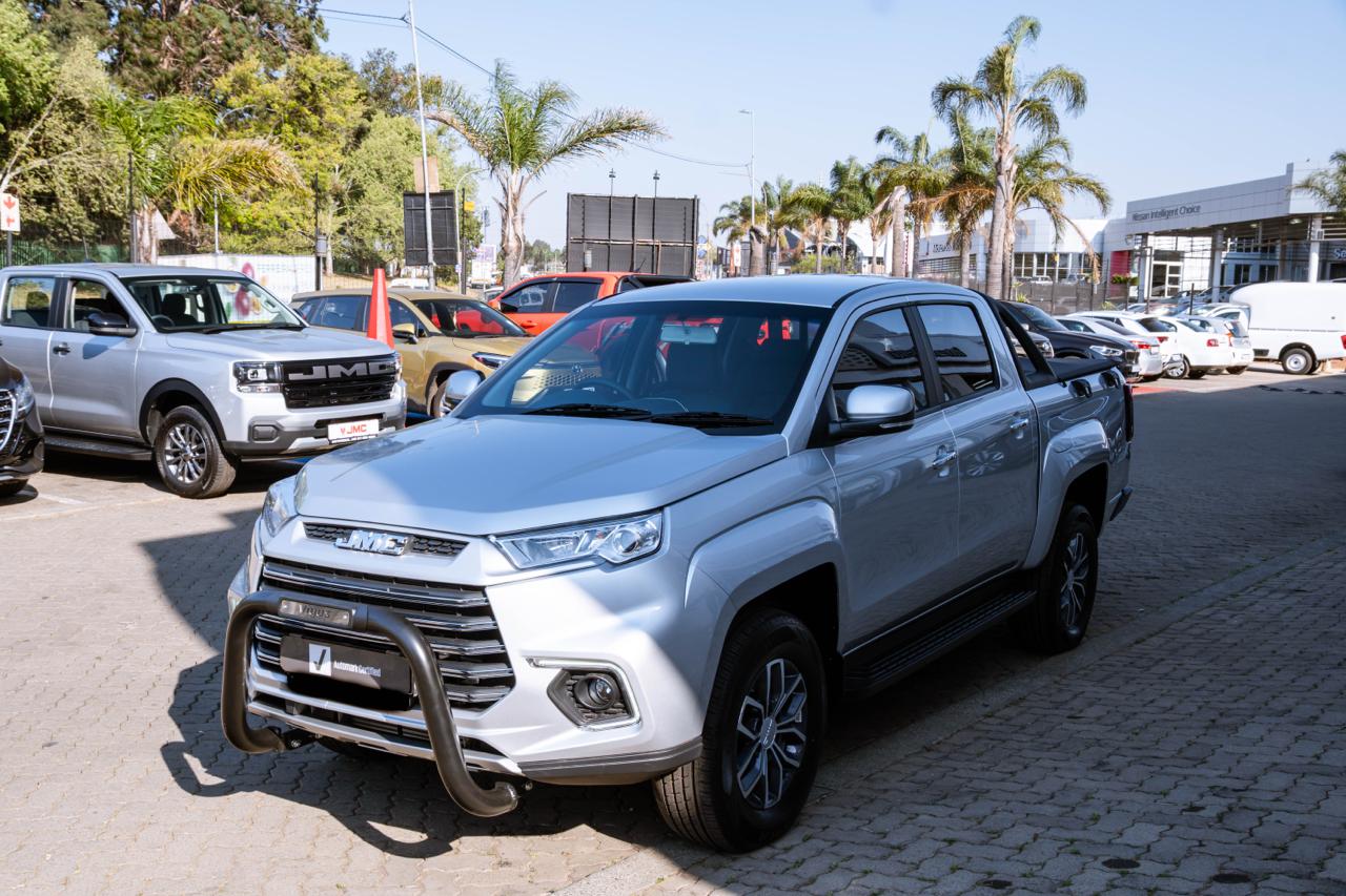JMC Vigus Pro 2.0TD Double Cab Freeway Toyota