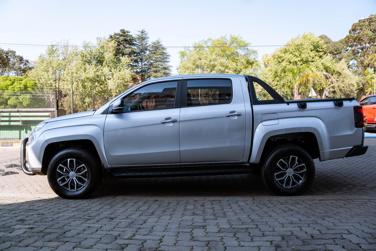 JMC Vigus Pro 2.0TD Double Cab Freeway Toyota