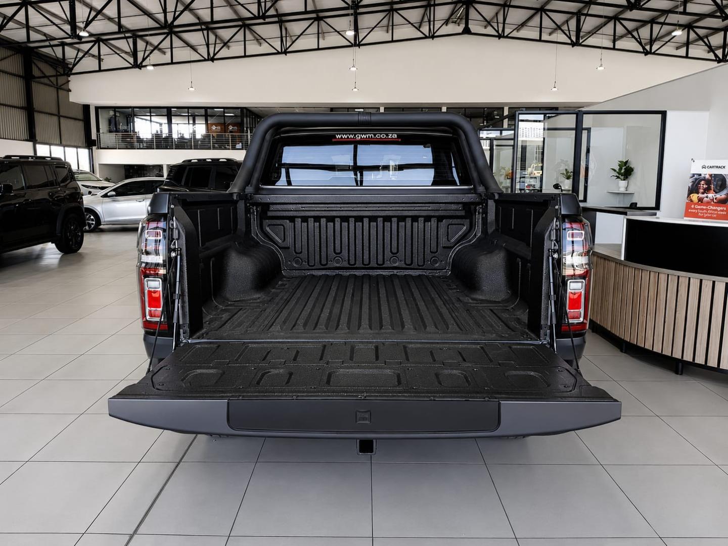 GWM P300 2.4T Double Cab LTD 4x4 AutoCity MG & Jetour Heidelberg