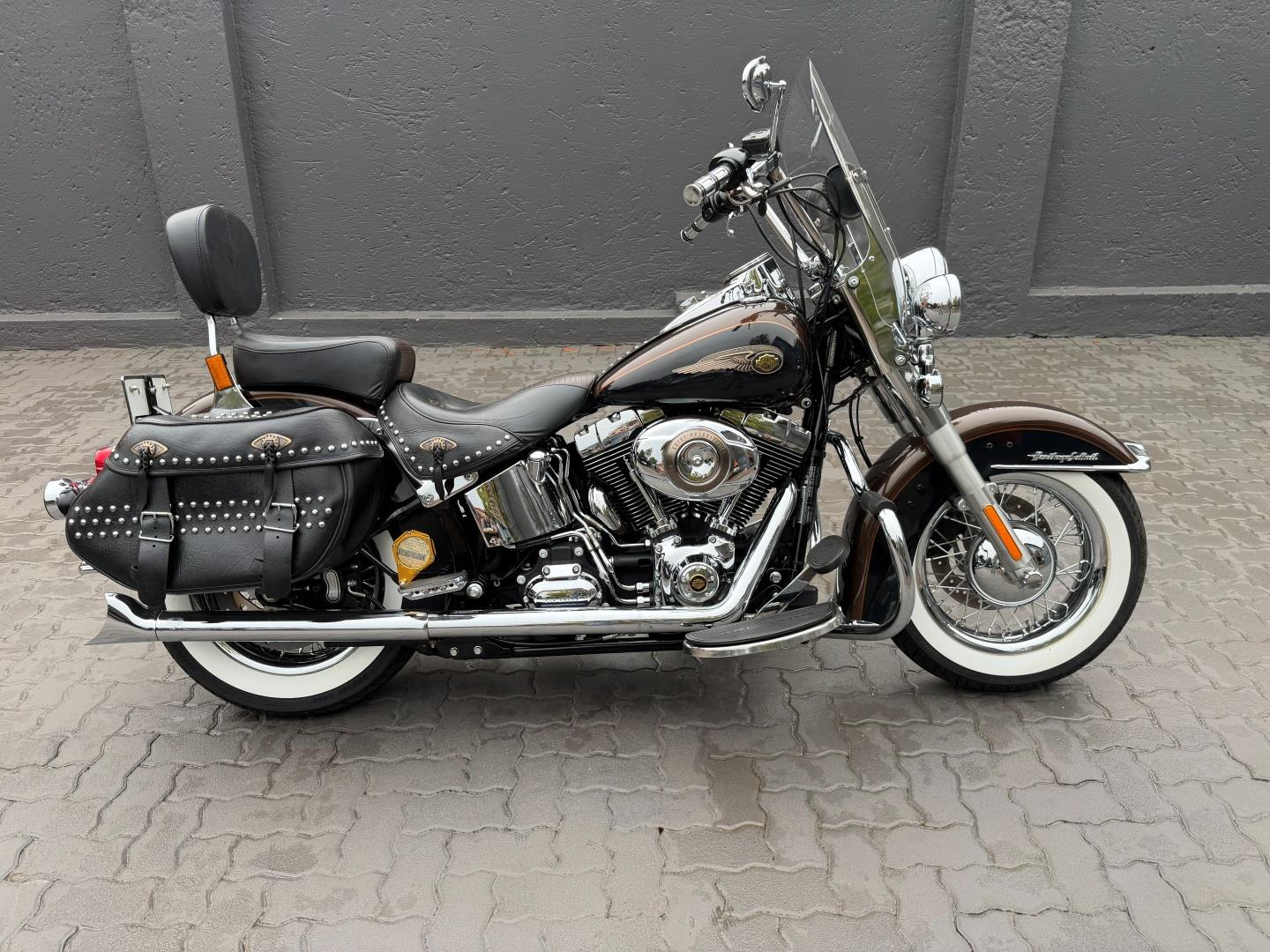 Harley-Davidson Heritage Softail Classic 100th year anniversary Eazy Rider Motorcycles