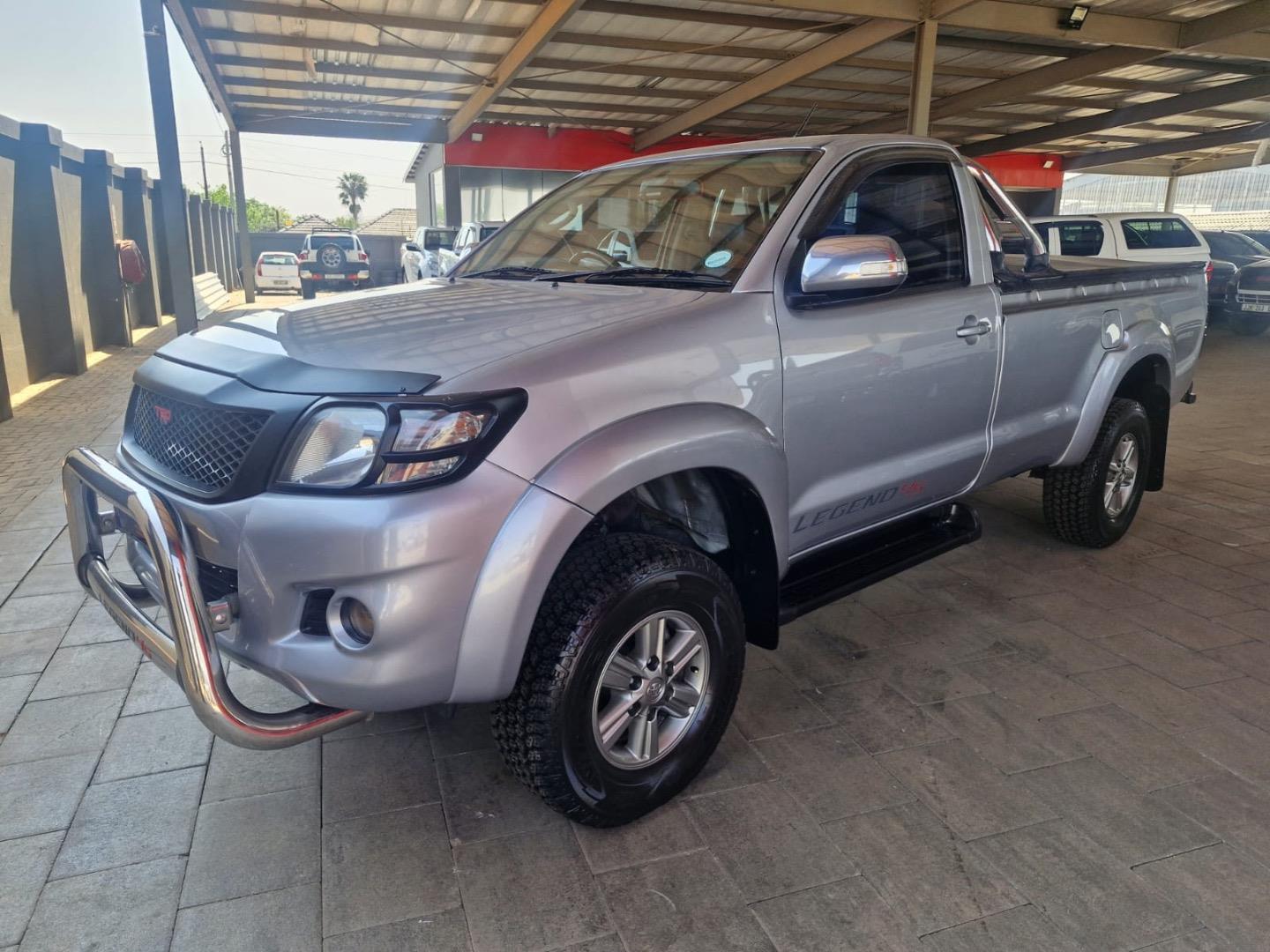 Toyota Hilux 2.7 Raider Legend 45 Highway Motors Klerksdorp (Pty) Ltd 1