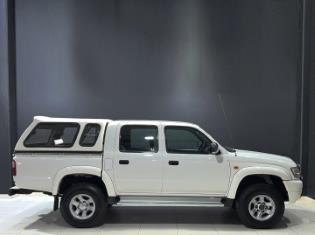 2004 Toyota Hilux 2700i Double Cab 4x4 Raider for sale