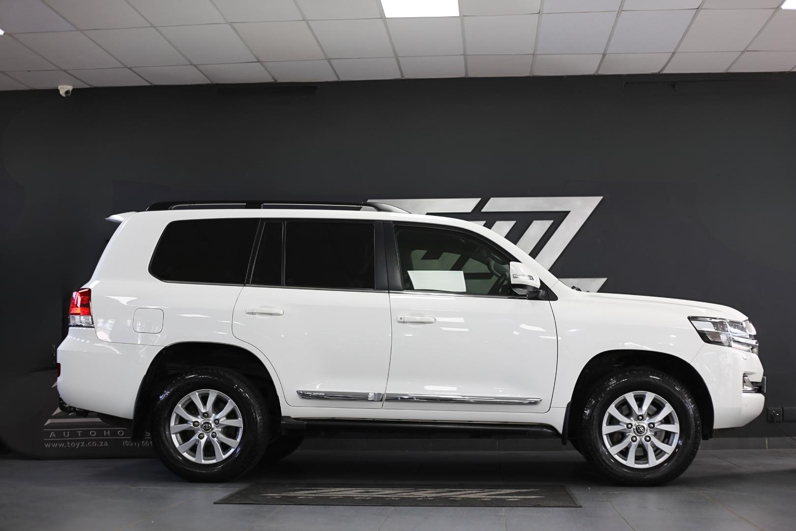 Toyota Land Cruiser 200 4.5D-4D V8 VX-R Toyz Autohouse Umhlanga