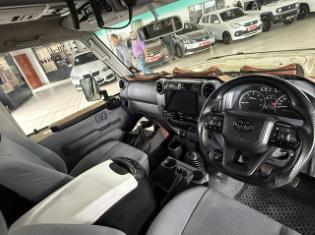 2022 Toyota Land Cruiser 79 Land Cruiser 79 4.5D-4D LX V8 for sale