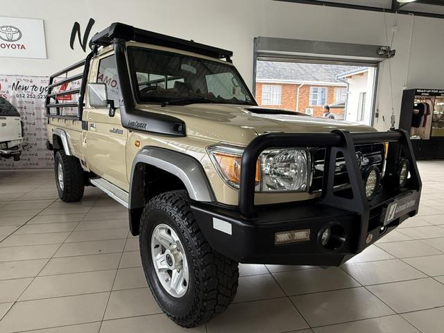 2022 Toyota Land Cruiser 79 Land Cruiser 79 4.5D-4D LX V8 for sale