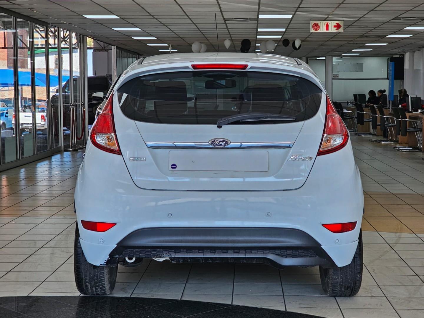 Ford Fiesta 5-Door 1.0T Titanium Auto McCarthy Pre-Owned Arcadia