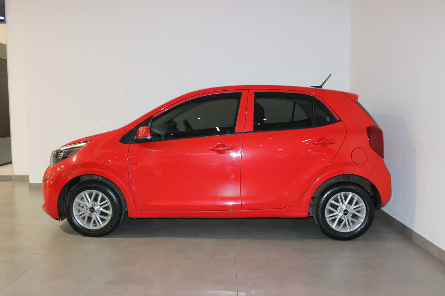 Kia Picanto 1.2 Style Auto Chery | Kia | Lepas | Mahindra | Lenasia