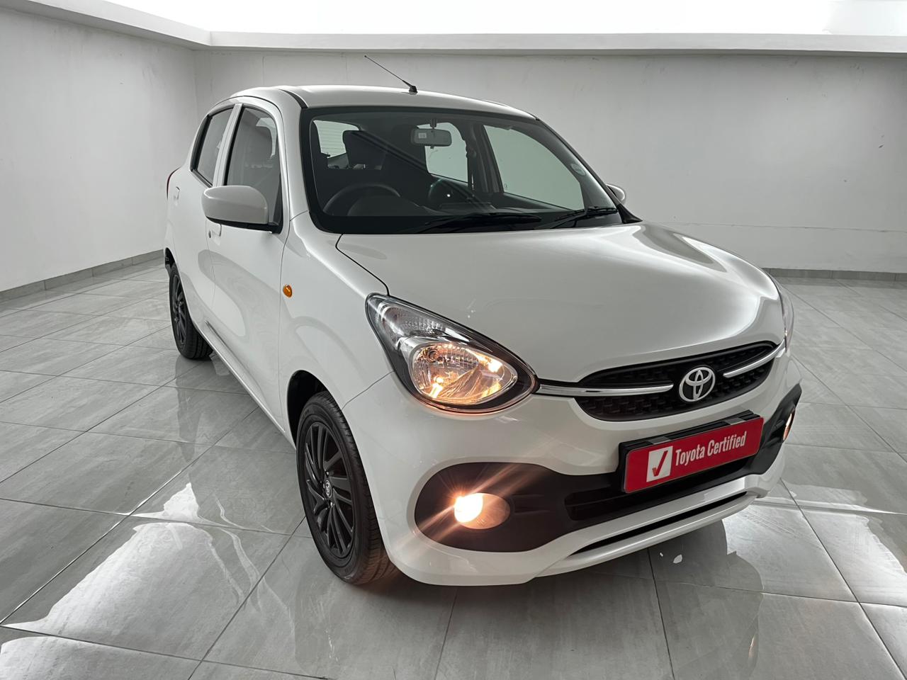 2025 Toyota Vitz 1.0 XR Auto for sale