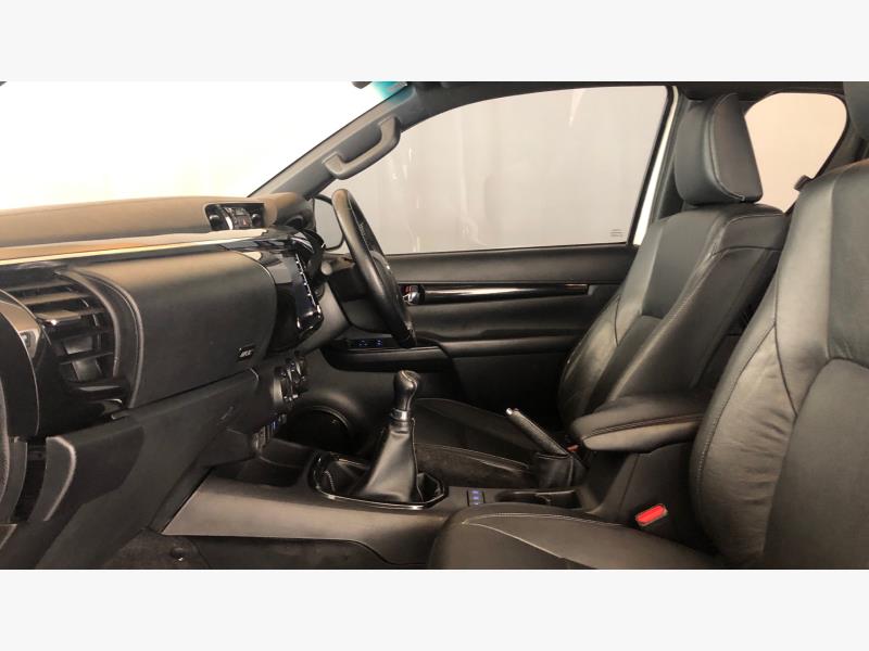 Toyota Hilux 2.8GD-6 Xtra Cab 4x4 Legend 50 Halfway Toyota Fourways