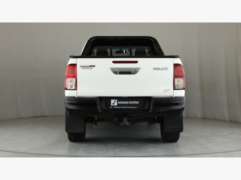 Toyota Hilux 2.8GD-6 Xtra Cab 4x4 Legend 50 Halfway Toyota Fourways