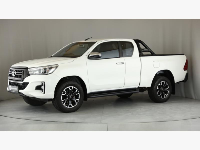 Toyota Hilux 2.8GD-6 Xtra Cab 4x4 Legend 50 Halfway Toyota Fourways