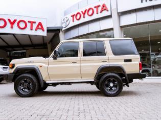 2026 Toyota Land Cruiser 76 2.8GD-6 Station Wagon LX Manual for sale
