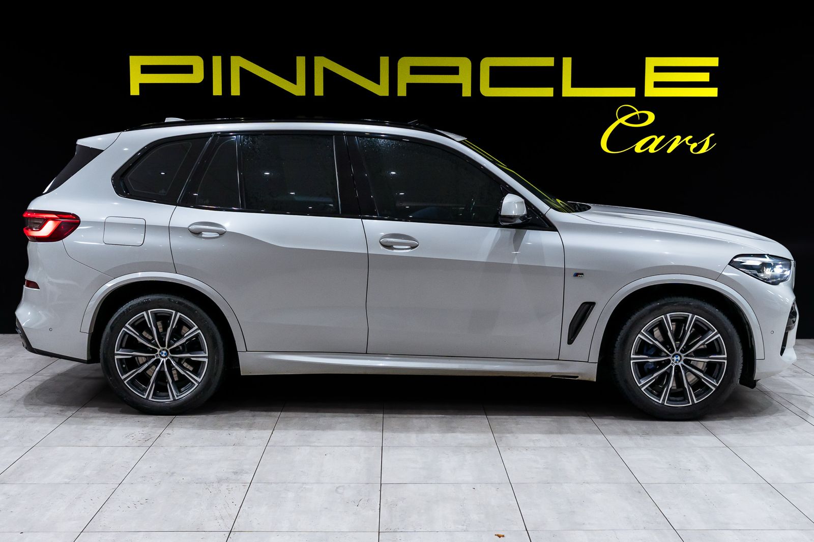 BMW X5 xDrive30d M Sport Pinnacle Cars CC