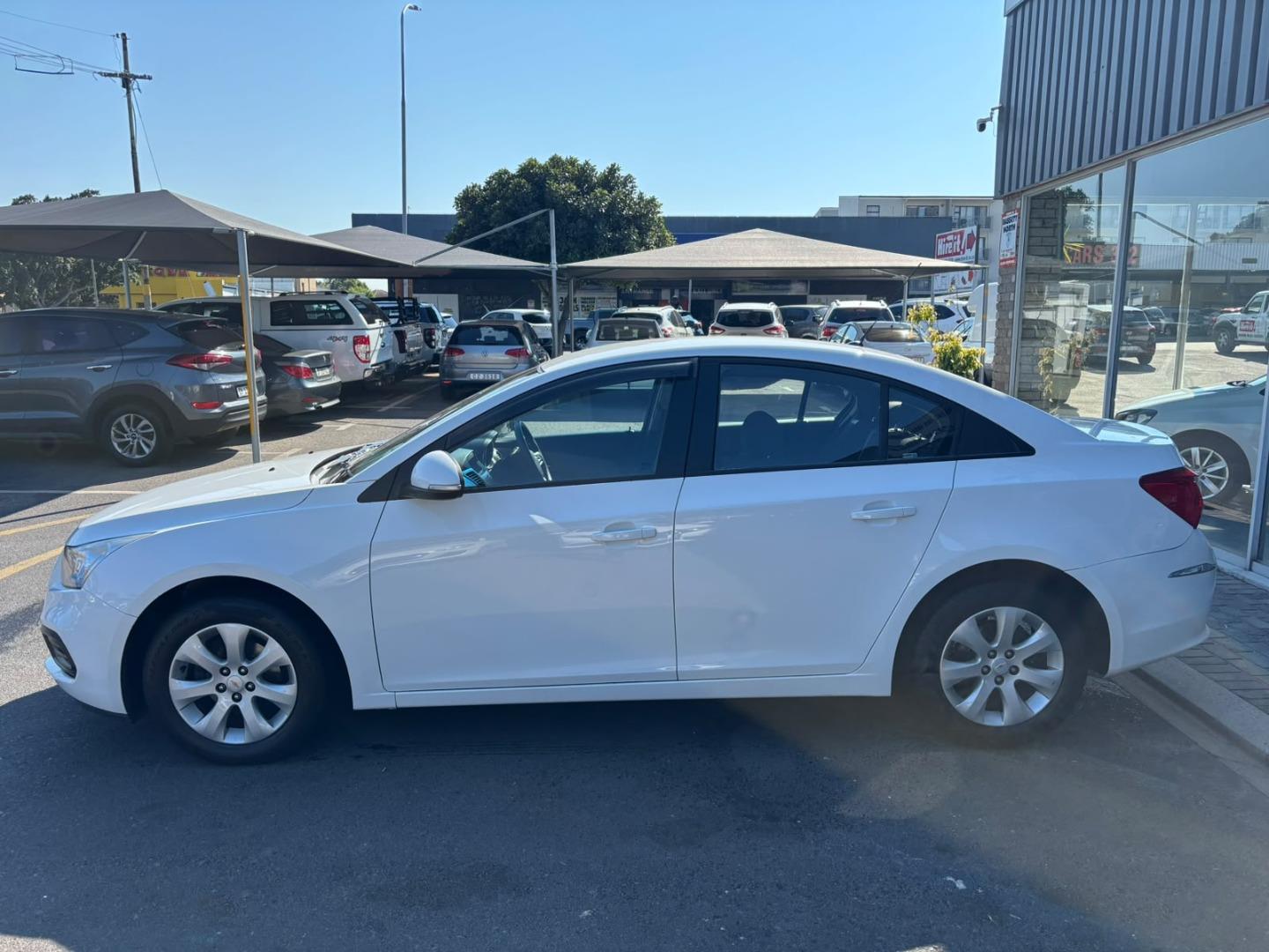 Chevrolet Cruze Sedan 1.6 L Durbell Autos