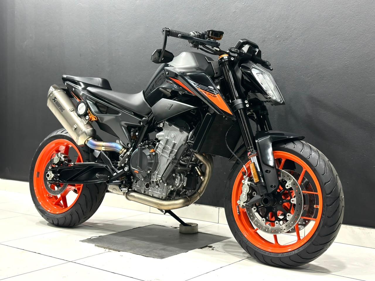 KTM 790