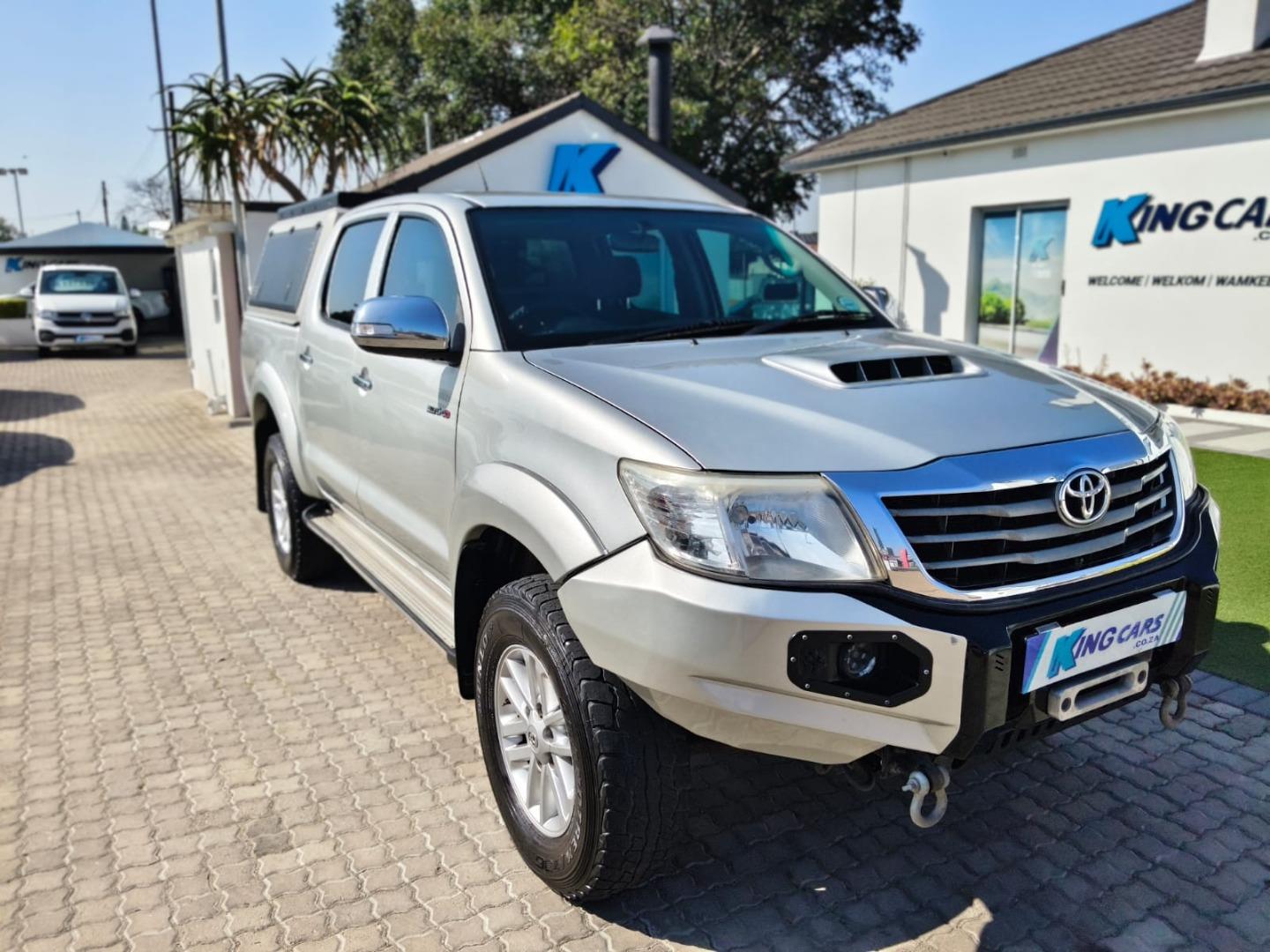 2014 Toyota Hilux 3.0D-4D double cab 4x4 Raider for sale