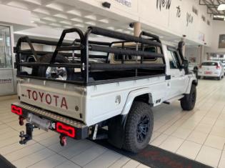 2016 Toyota Land Cruiser 79 4.5D-4D LX V8 for sale
