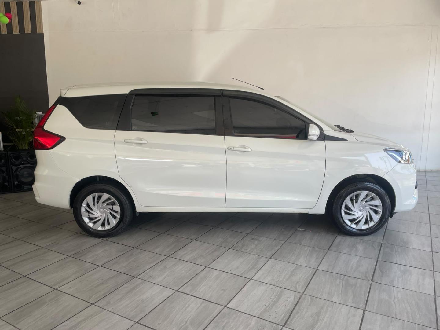 Toyota Rumion 1.5 SX Manual Durban Carz