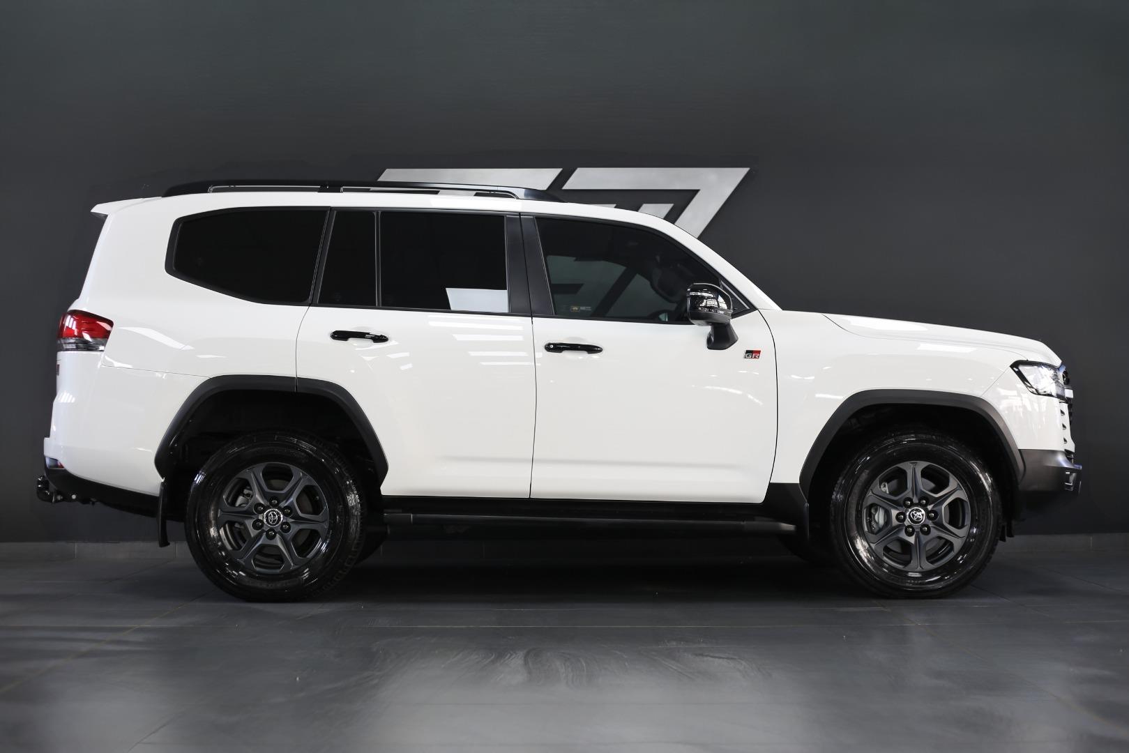 Toyota Land Cruiser 300 3.3D GR Sport Toyz Autohouse Umhlanga