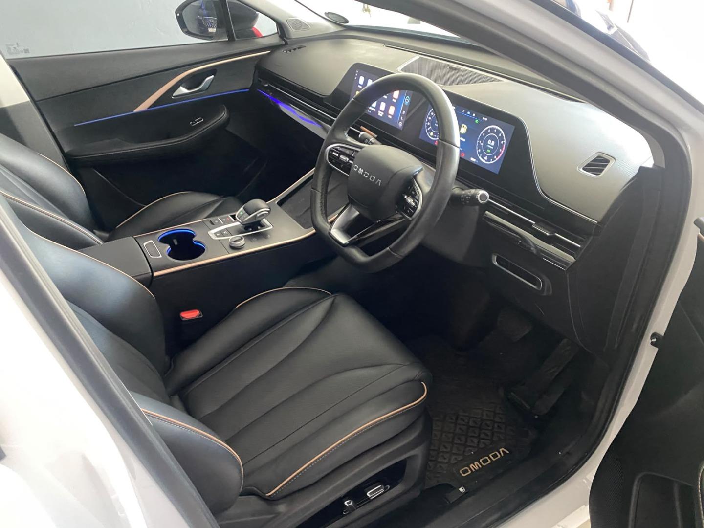 Omoda C5 1.5T 230T Elegance Cars At Eastgate