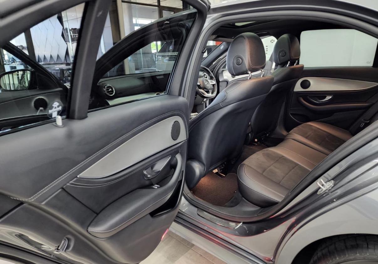 Mercedes-Benz E-Class E220d AMG Line