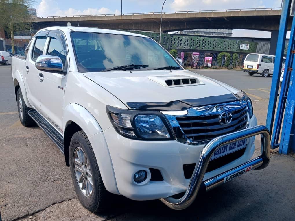 2015 Toyota Hilux 3.0D-4D Double Cab 4x4 Raider Legend 45 Auto