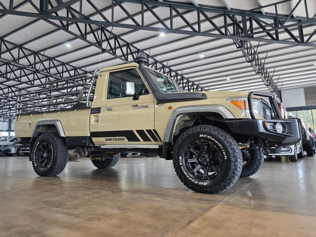 2020 Toyota Land Cruiser 79 Land Cruiser 79 4.5D-4D LX V8 Namib for sale
