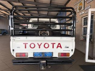 2022 Toyota Land Cruiser 79 4.0 V6 Double Cab for sale